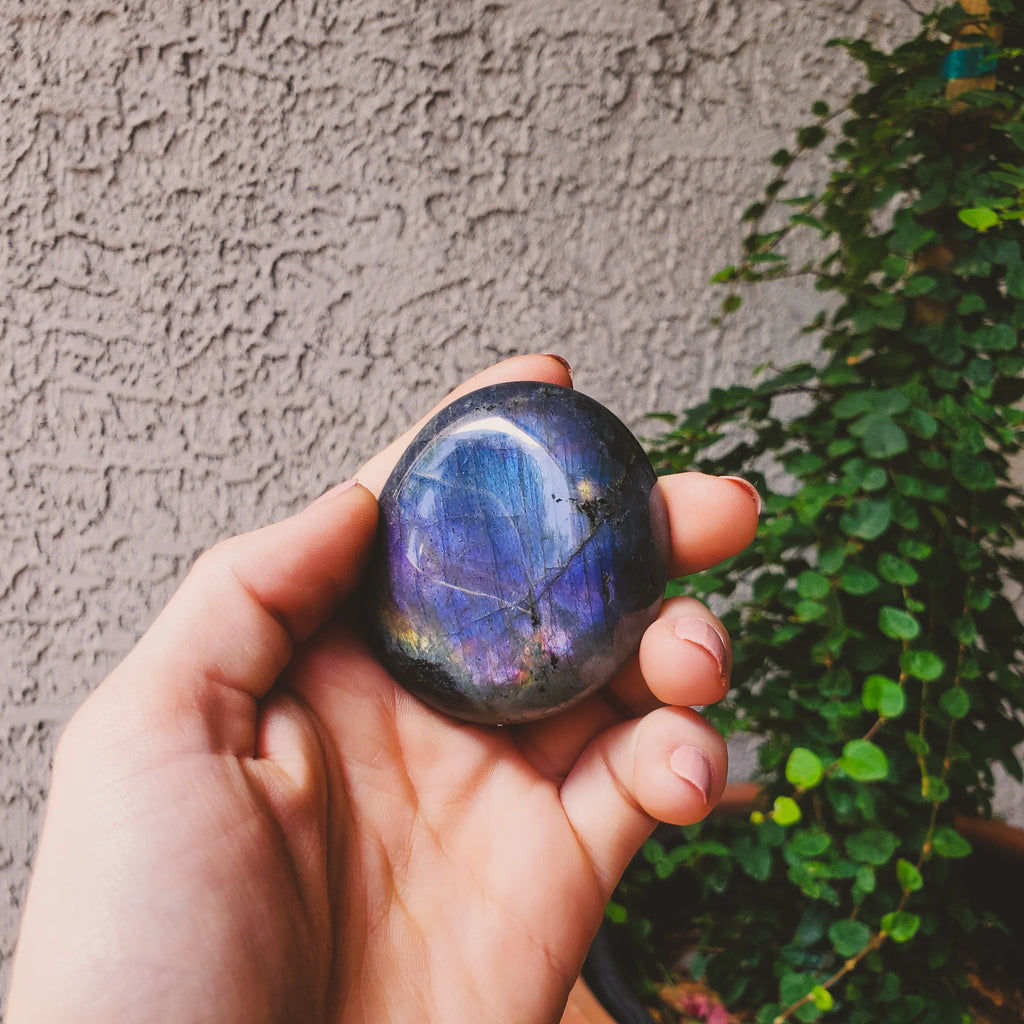 Blue and Purple Labradorite Palmstone - The Stone of Transformation Healing Stones Copper Bug Jewelry